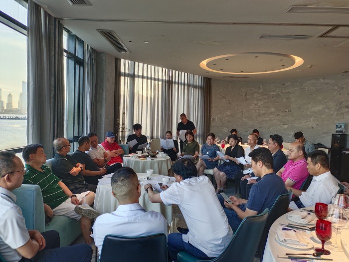  苏州市侨商会召开三届九次常务理事会