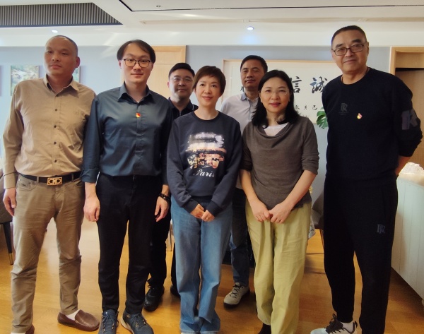 深学党代会精神 聚力侨商新奋进--苏州市侨商会党支部开展专题主题党日活动